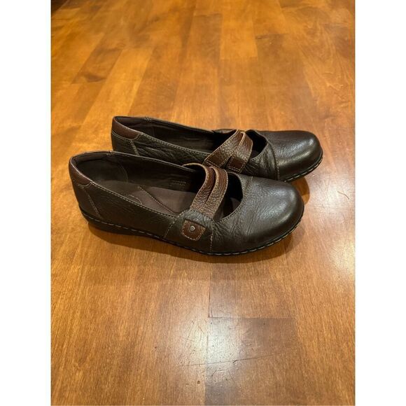 Woman’s leather Clark’s shoes size 9 - Picture 4 of 5